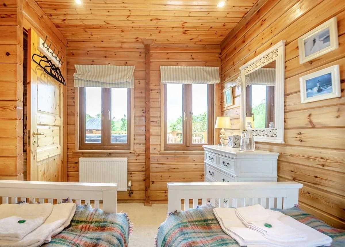 Anglesey Lakeside Lodges, Llandegfan
